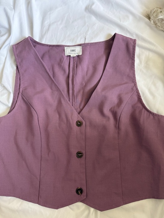 Have Tops - Have Mauve Sleeveless Button-front Crop Top